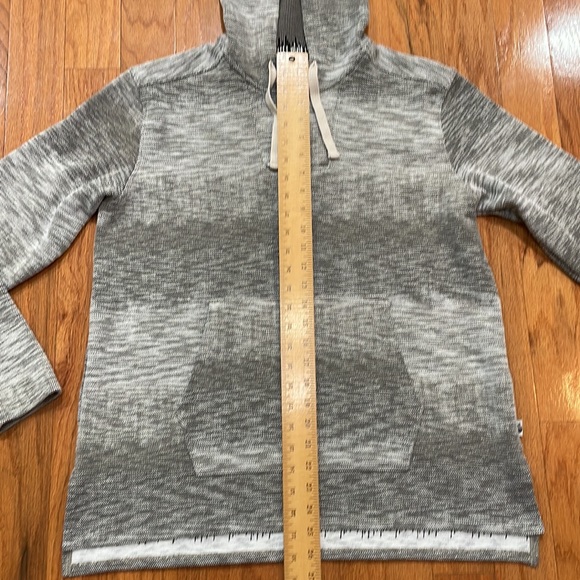 The North Face Woman Size Large Popover Gray Hoodie Kangaroo Pocket Long Sleeve - Picture 8 of 12